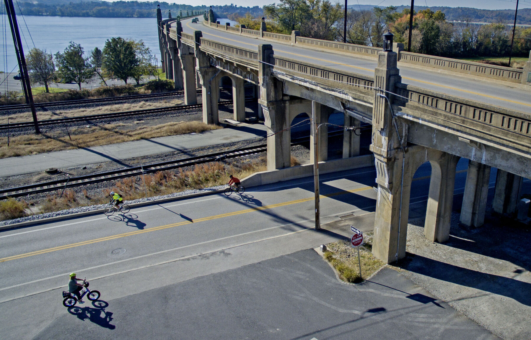 Columbia bridge